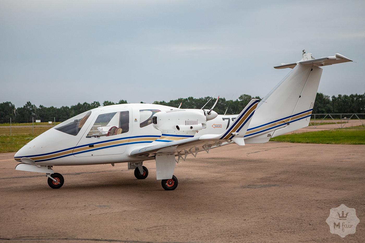 Продажа частного самолета Softex Aero V-24-I в Киеве