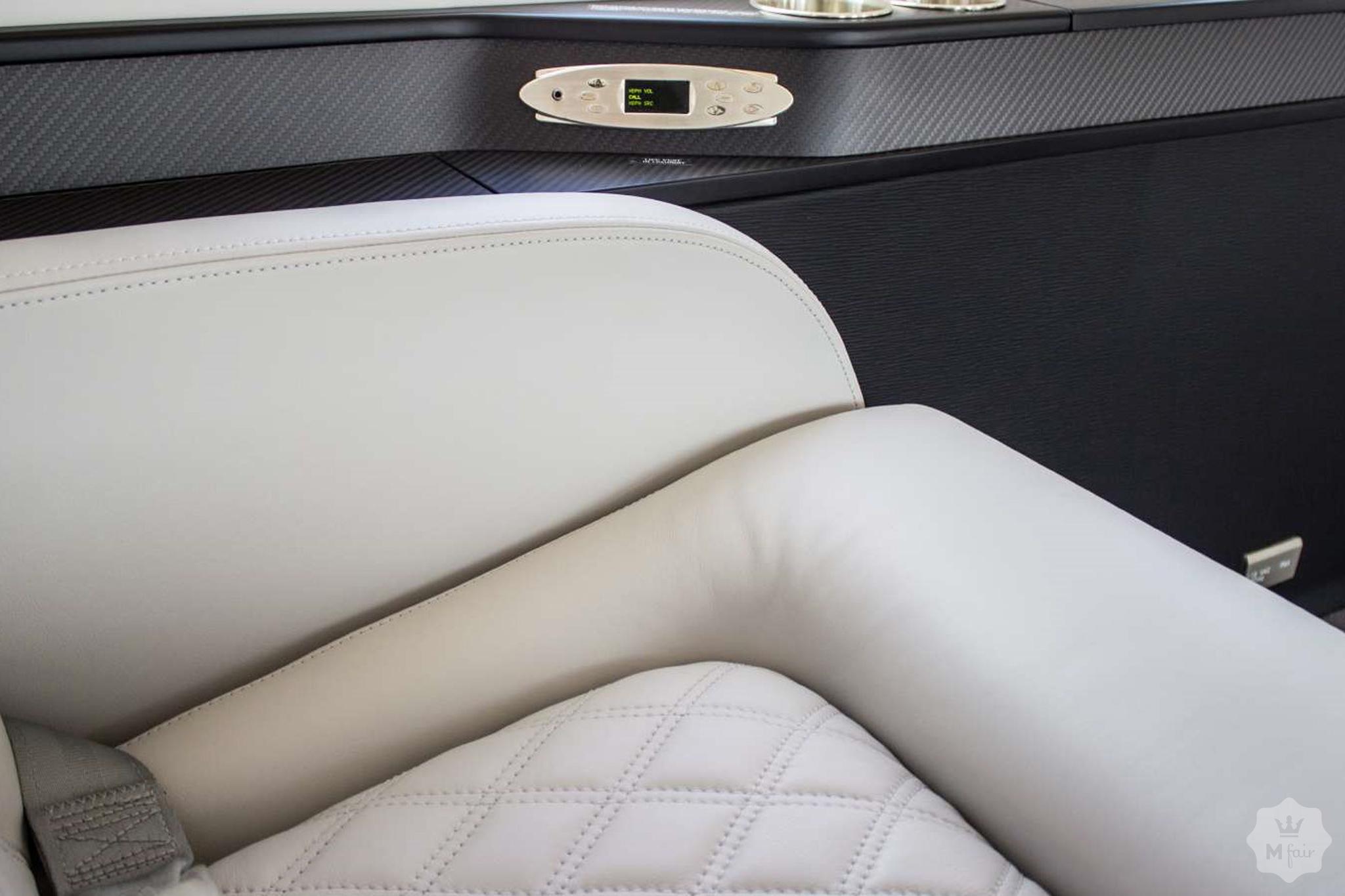 Продажа частного реактивного самолета Gulfstream G200 '2008