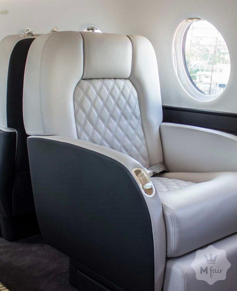 Продажа частного реактивного самолета Gulfstream G200 '2008