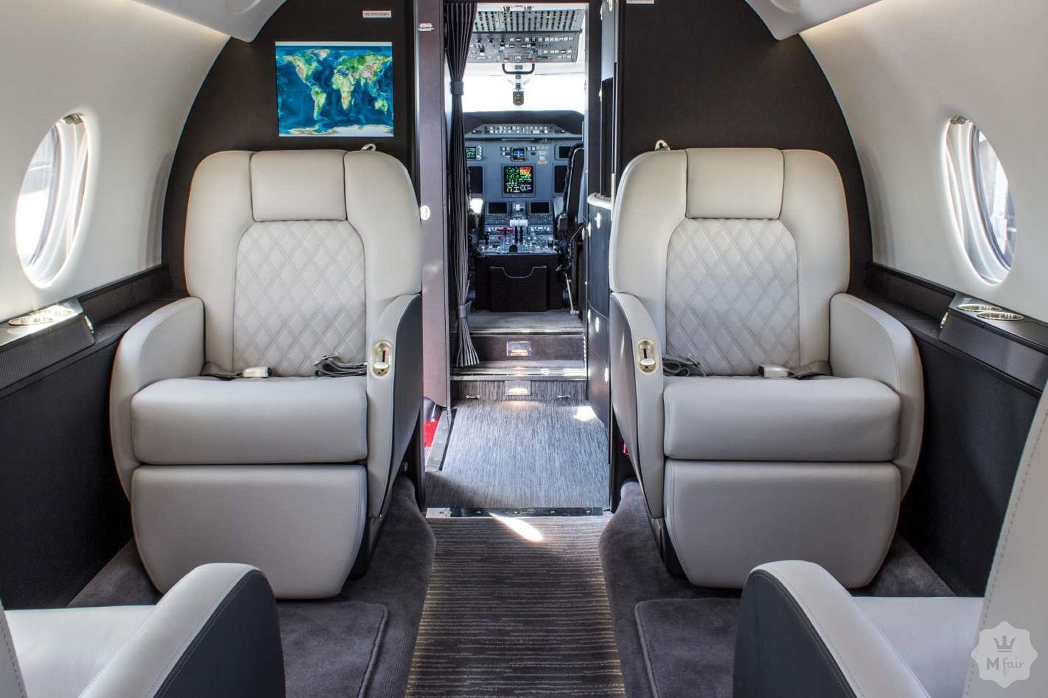 Продажа частного реактивного самолета Gulfstream G200 '2008