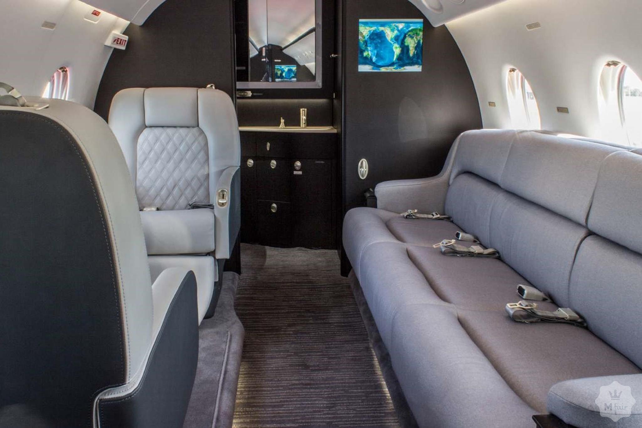 Продажа частного реактивного самолета Gulfstream G200 '2008