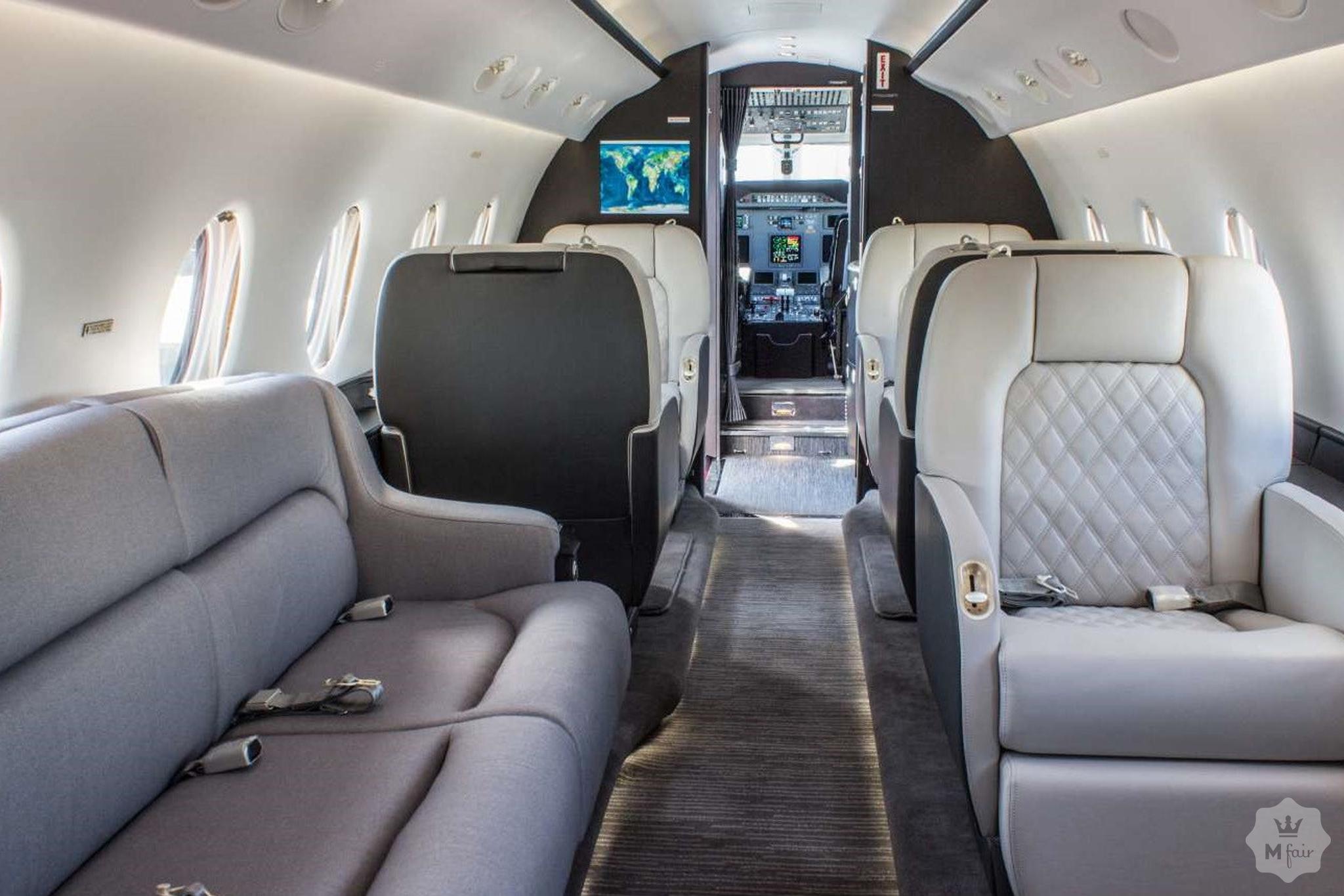 Продажа частного реактивного самолета Gulfstream G200 '2008