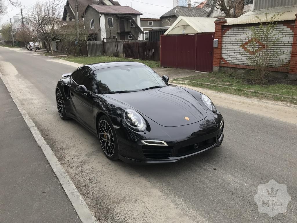 Продажа спортивного Porsche 911 Turbo S '2015 в Киеве