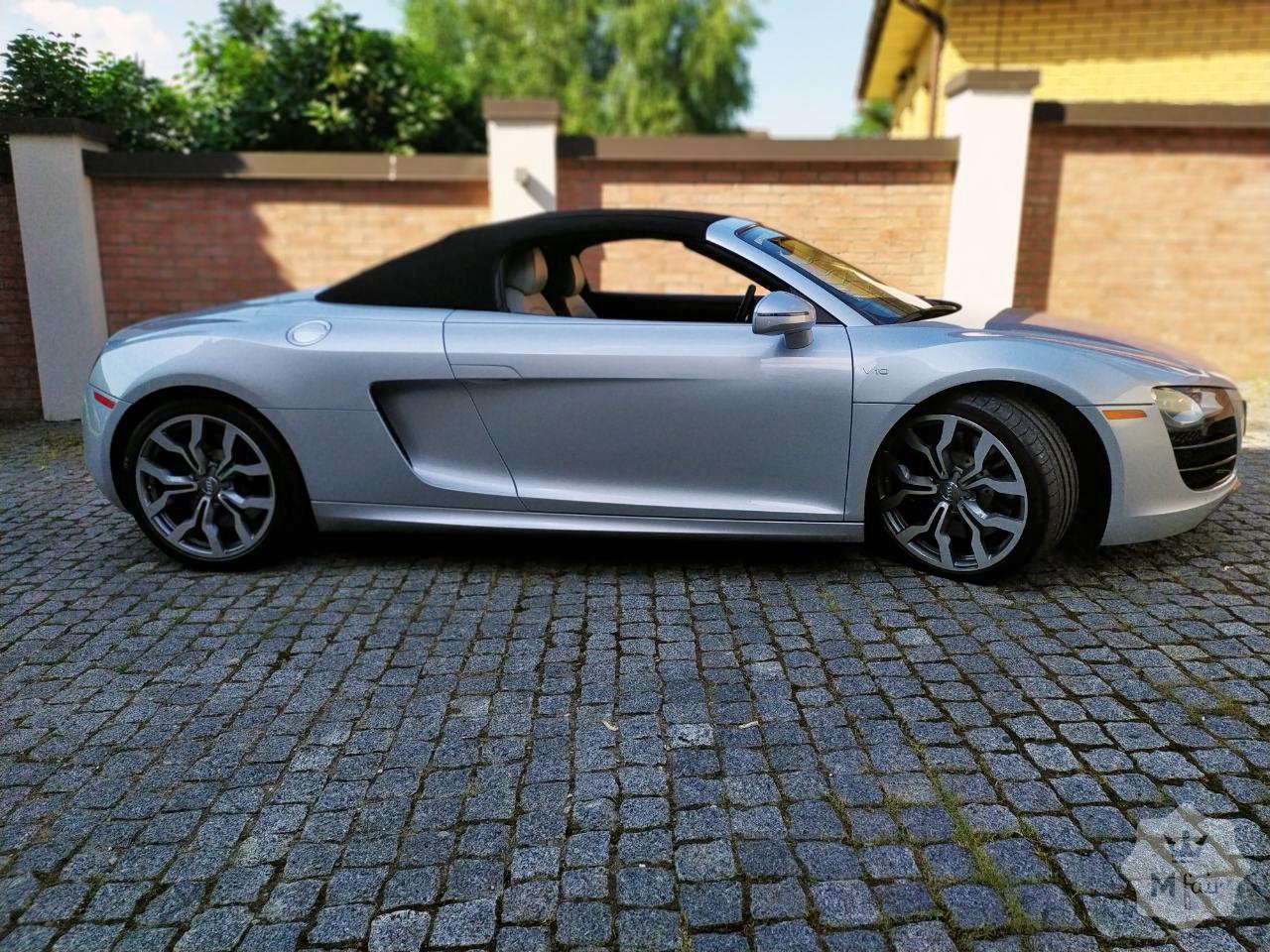 Продажа кабриолета Audi R8 V10 Spyder 5.2 FSI quattro '2011 в Киеве