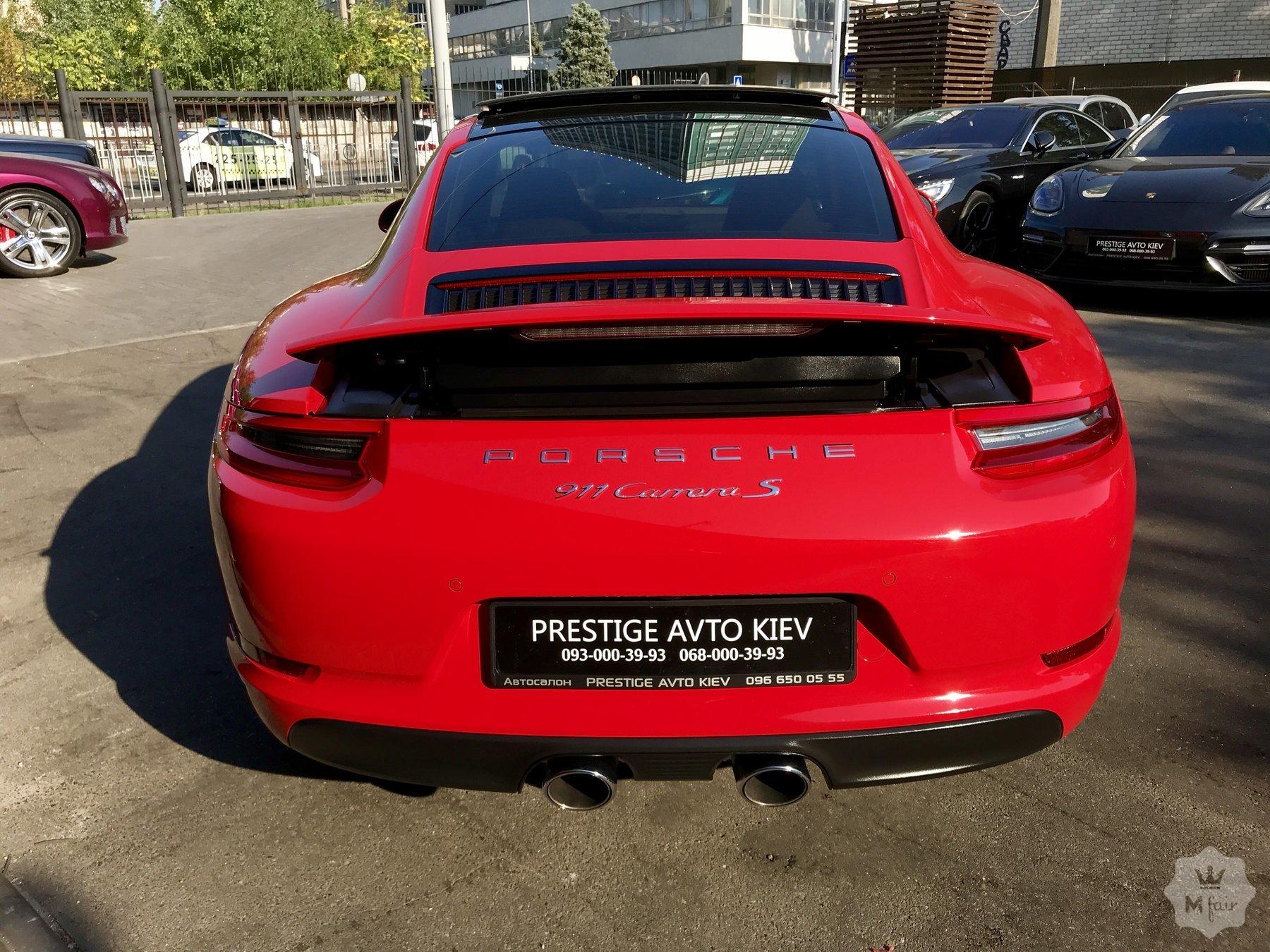 Продажа спорткара Porsche 911 Carrera S '2016 в Киеве