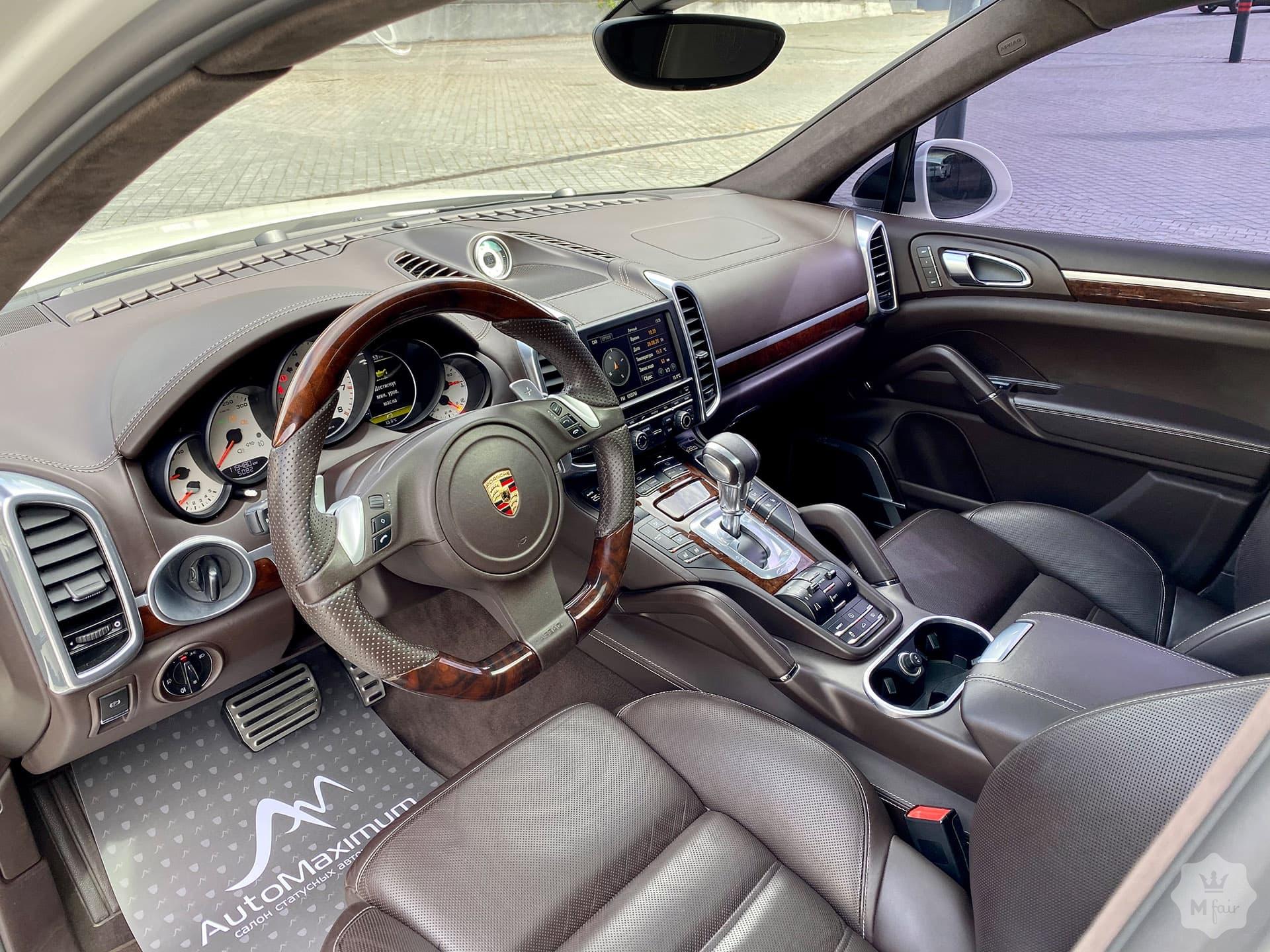 Продажа Porsche Cayenne Turbo Lumma '2011 в Киеве