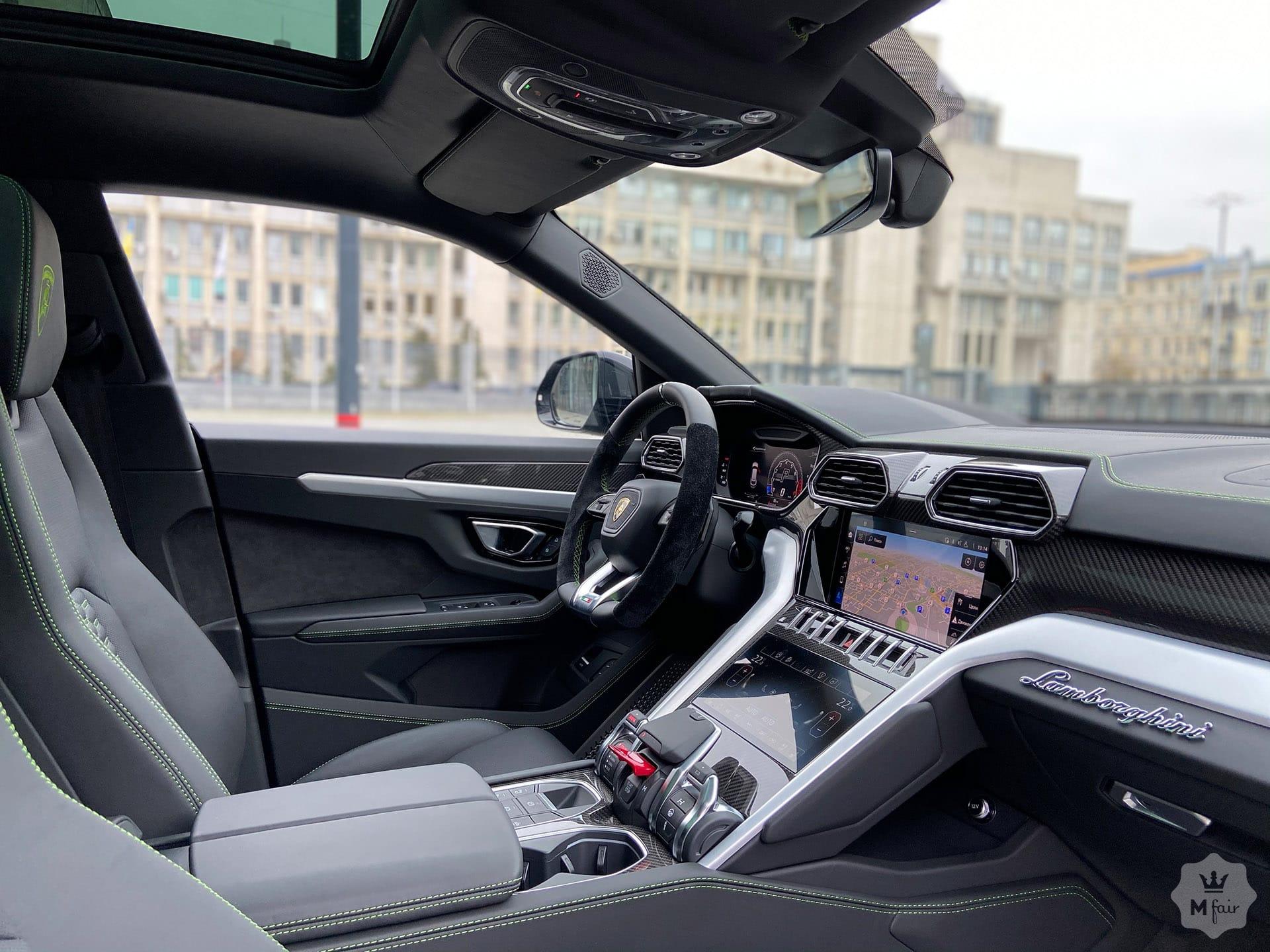 Продажа спортивного кроссовера Lamborghini Urus 4.0 AMT 4WD '2020 в Киеве