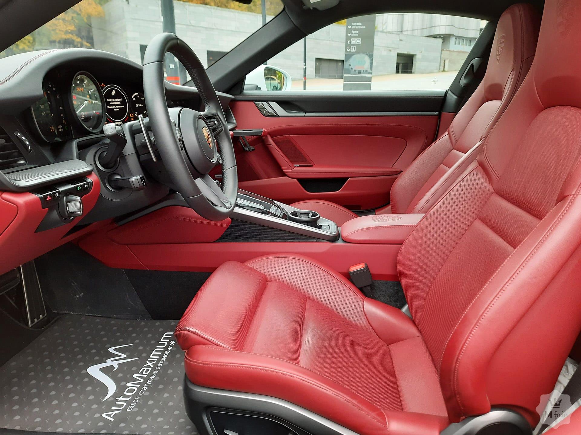 Продажа спорткара Porsche 911 Carrera 4S '2019 в Киеве