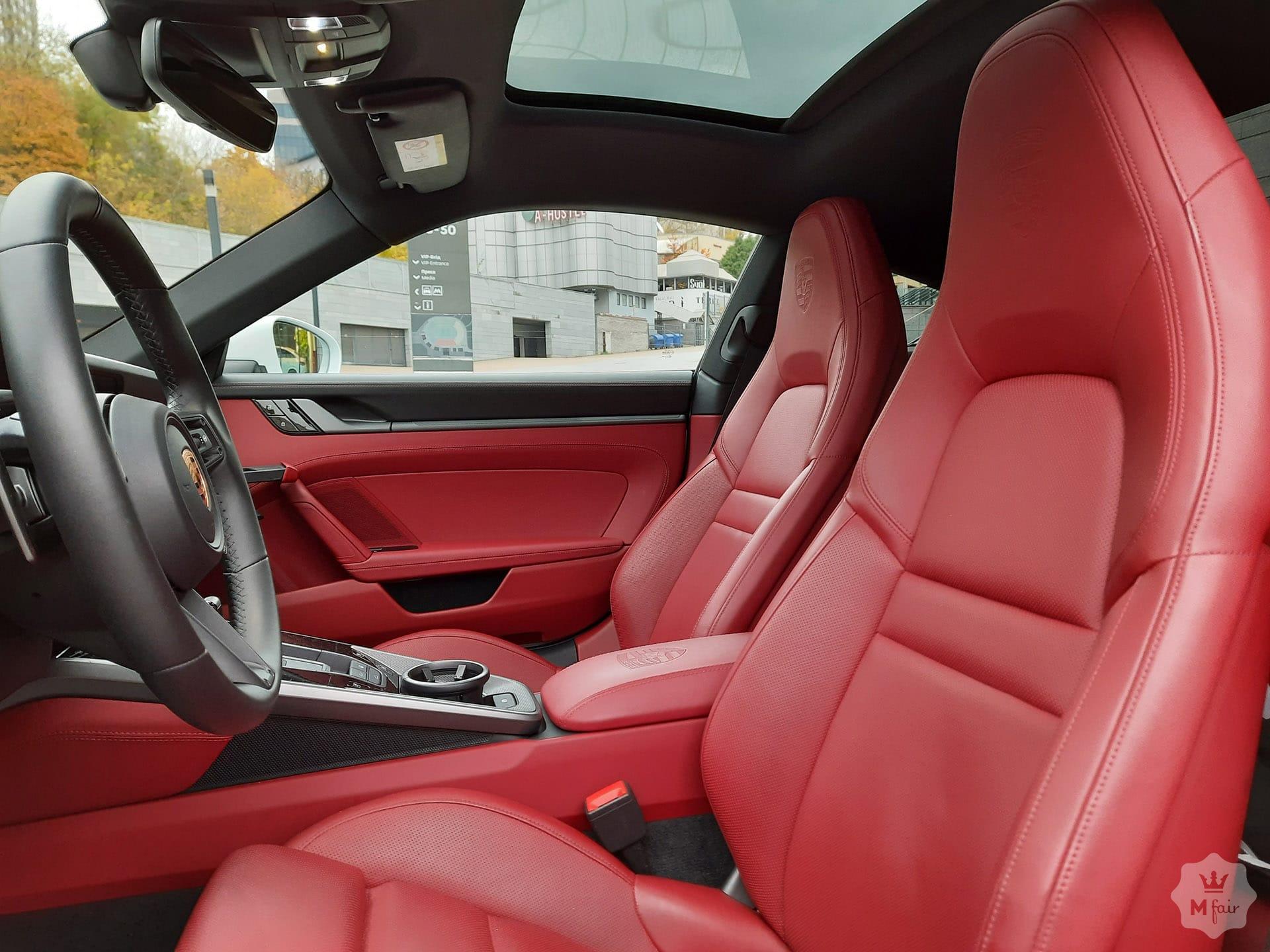 Продажа спорткара Porsche 911 Carrera 4S '2019 в Киеве