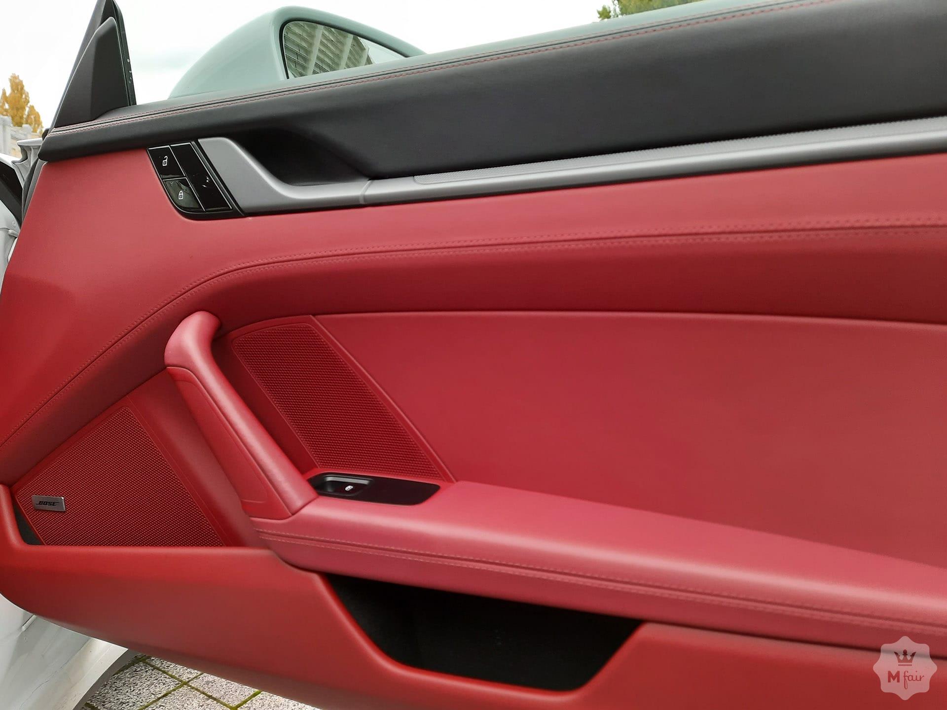 Продажа спорткара Porsche 911 Carrera 4S '2019 в Киеве