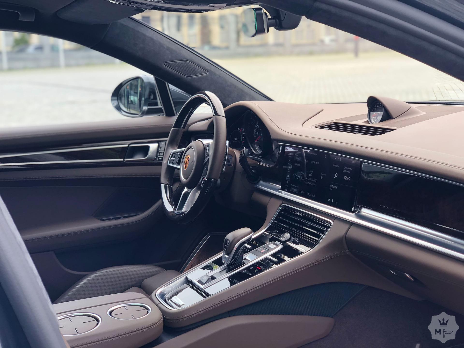 Продажа официального Porsche Panamera Turbo Long '2017 в Киеве