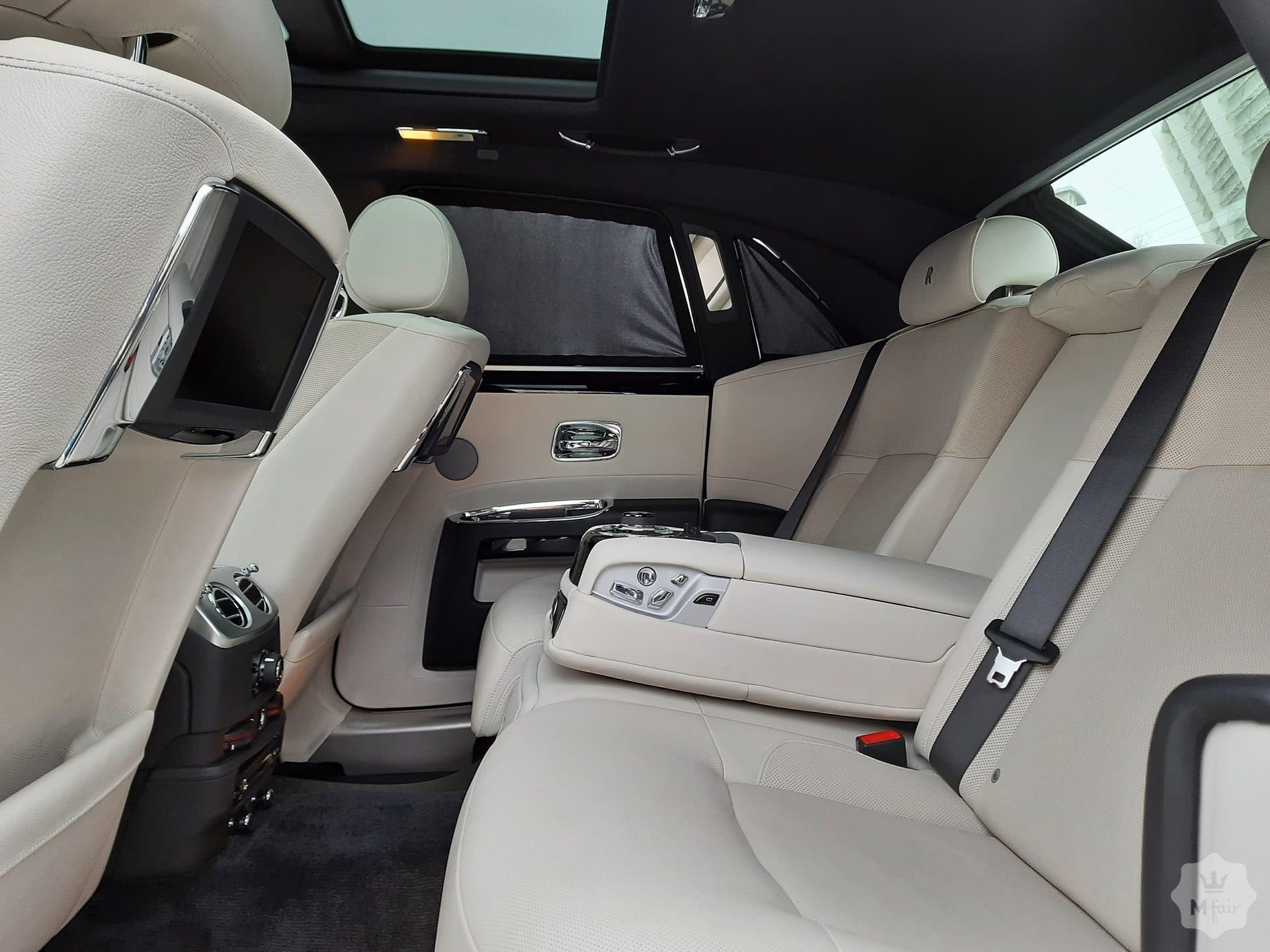 Продажа официального Rolls-Royce Ghost '2013 в Киеве