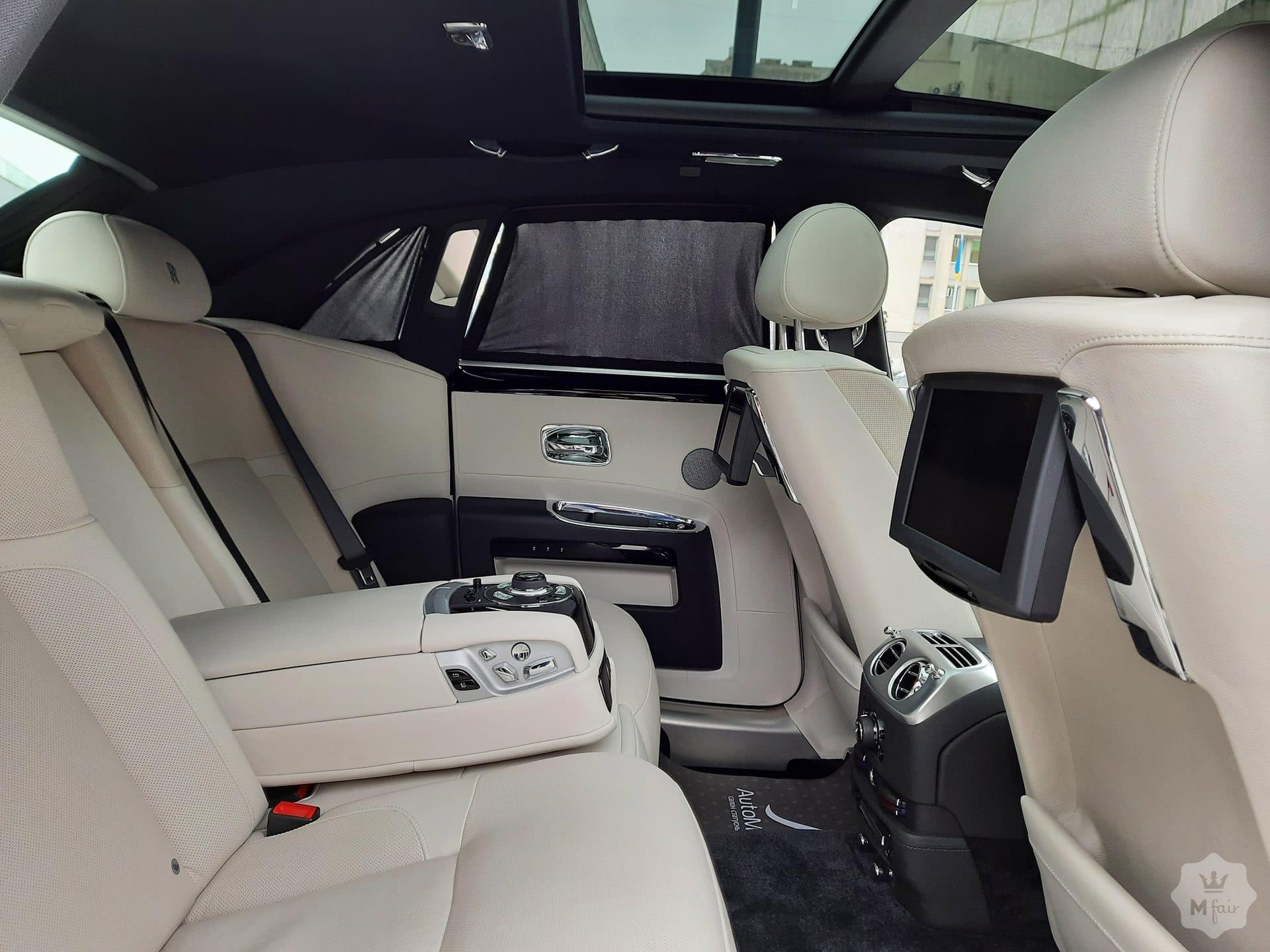 Продажа официального Rolls-Royce Ghost '2013 в Киеве