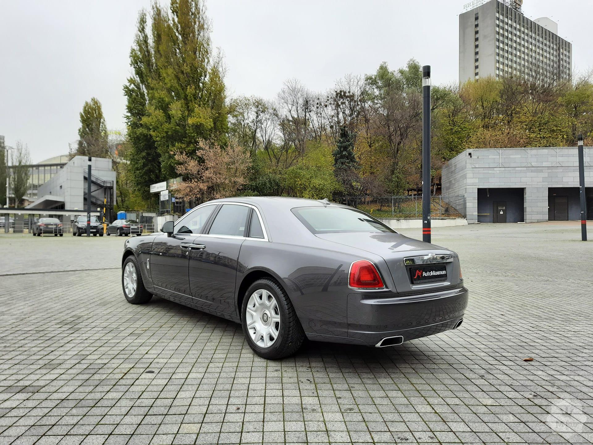Продажа официального Rolls-Royce Ghost '2013 в Киеве