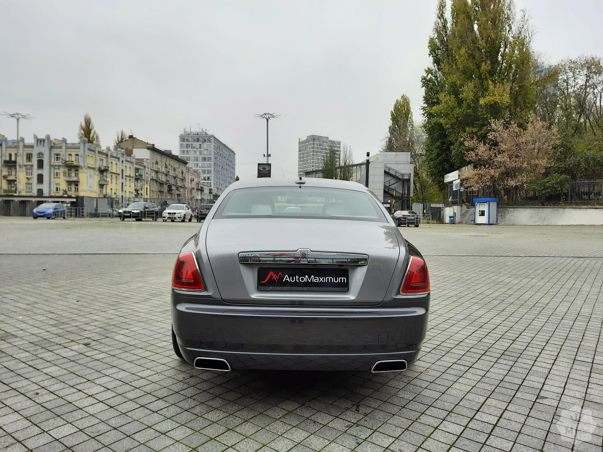 Продажа официального Rolls-Royce Ghost '2013 в Киеве