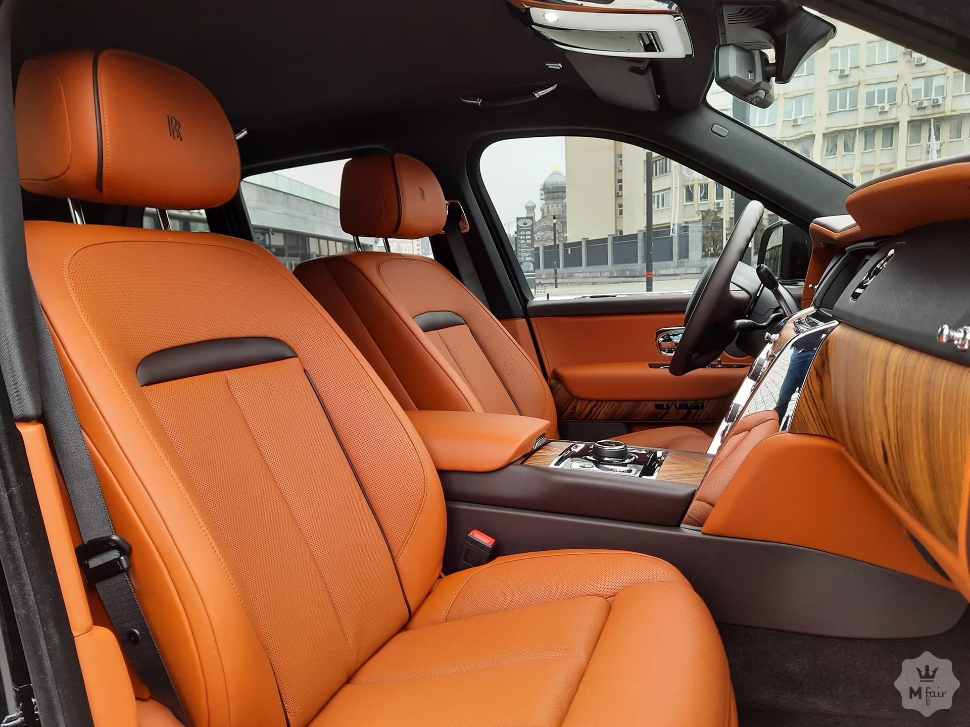 Продажа люксового внедорожника Rolls Royce Cullinan '2019 в Киеве