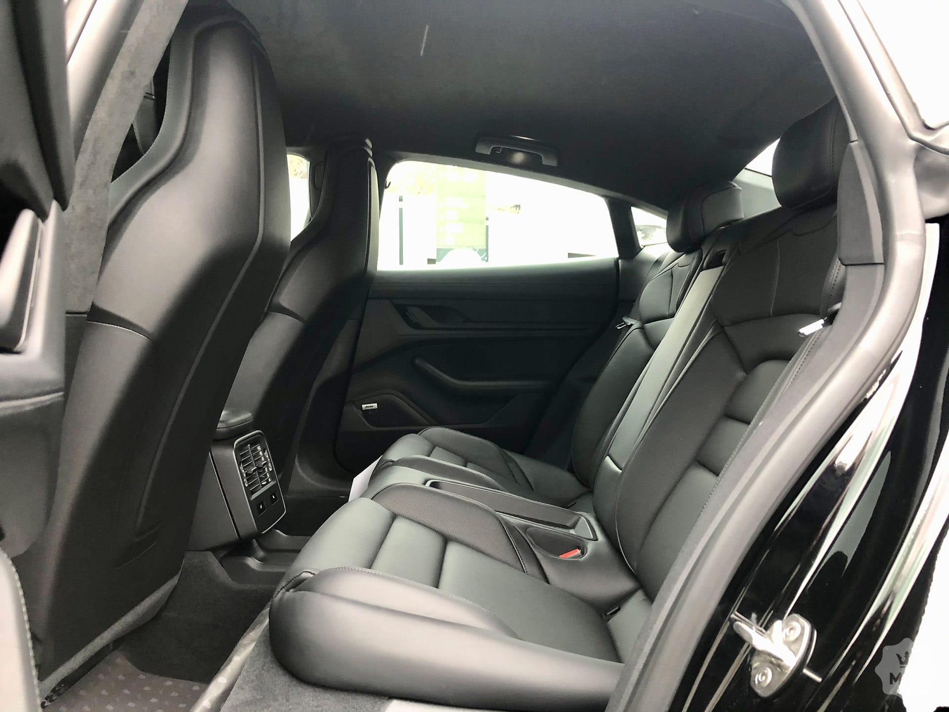 Продажа нового спорткара Porsche Taycan Turbo '2020 в Киеве