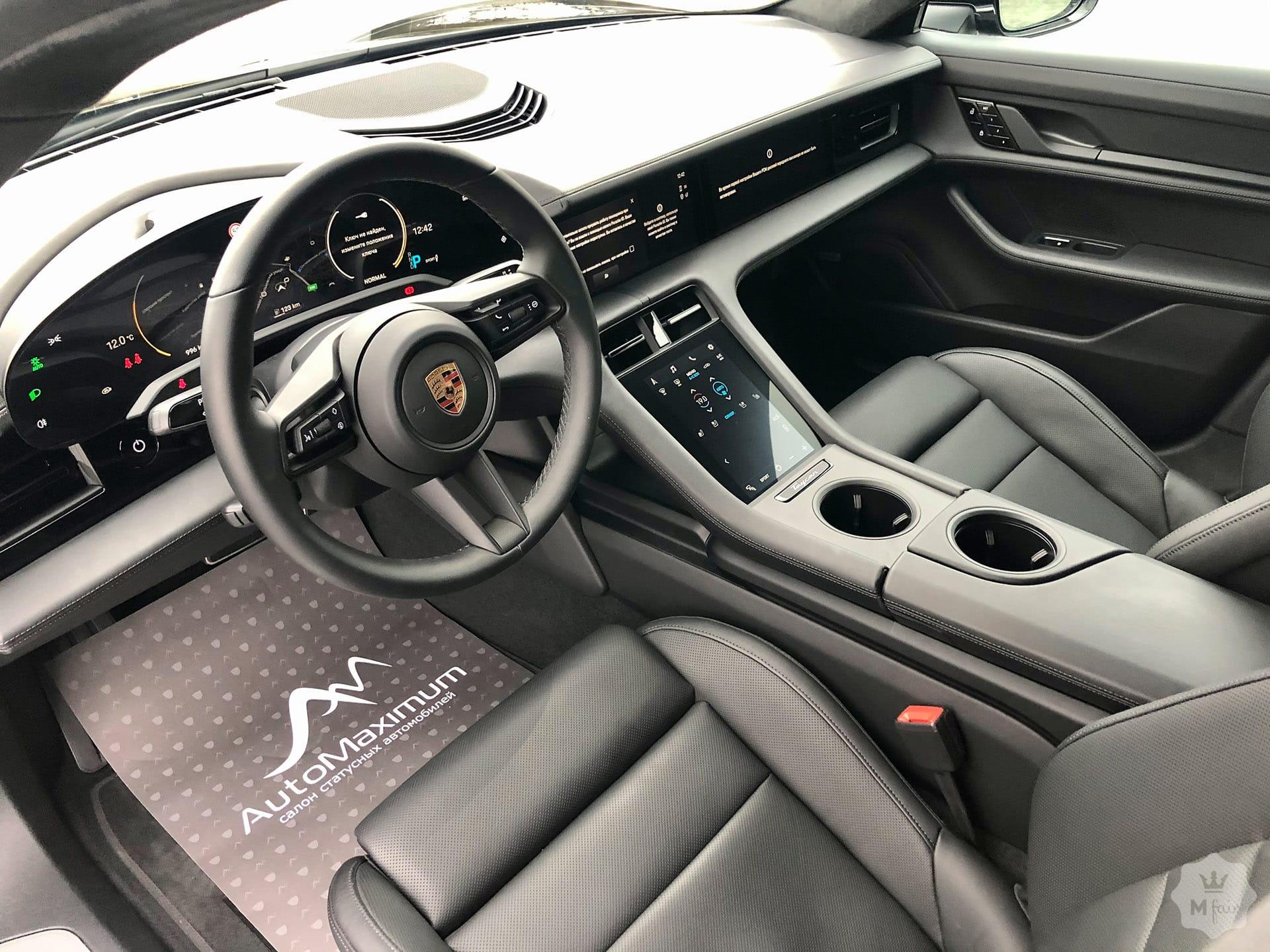 Продажа нового спорткара Porsche Taycan Turbo '2020 в Киеве