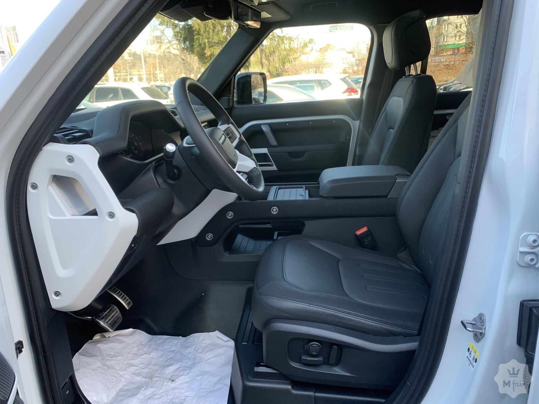 Продажа нового Land Rover Defender P400 X-Dynamic '2021 в Киеве