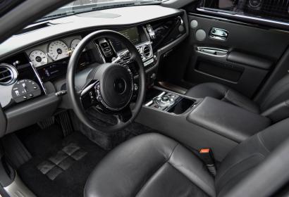 Продажа официального Rolls-Royce Ghost '2010 в Киеве