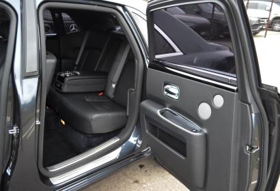Продажа официального Rolls-Royce Ghost '2010 в Киеве