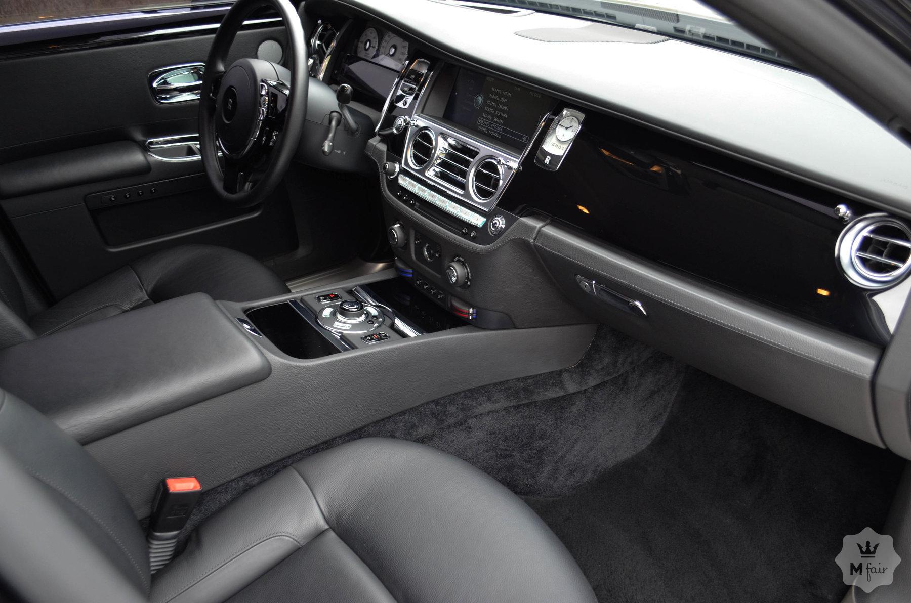 Продажа официального Rolls-Royce Ghost '2010 в Киеве