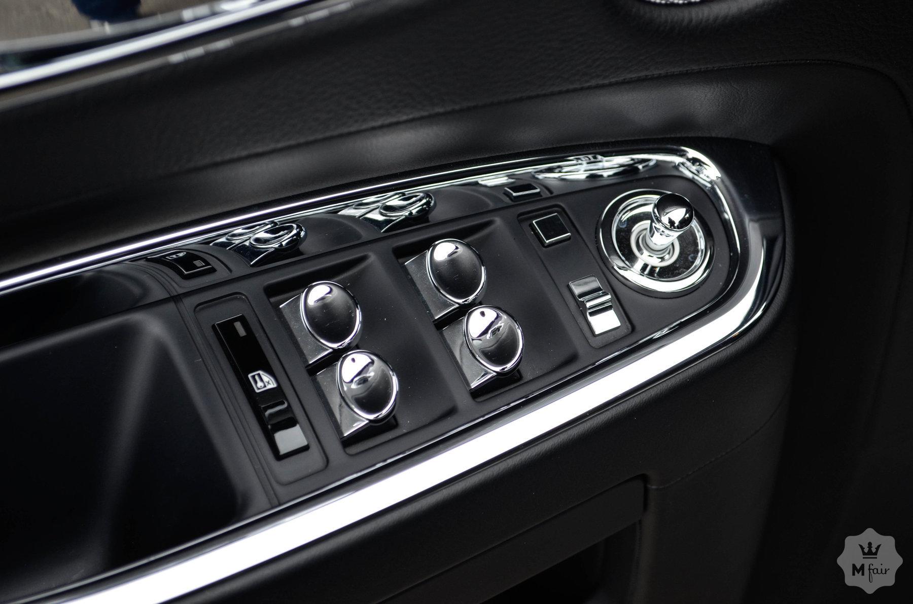 Продажа официального Rolls-Royce Ghost '2010 в Киеве