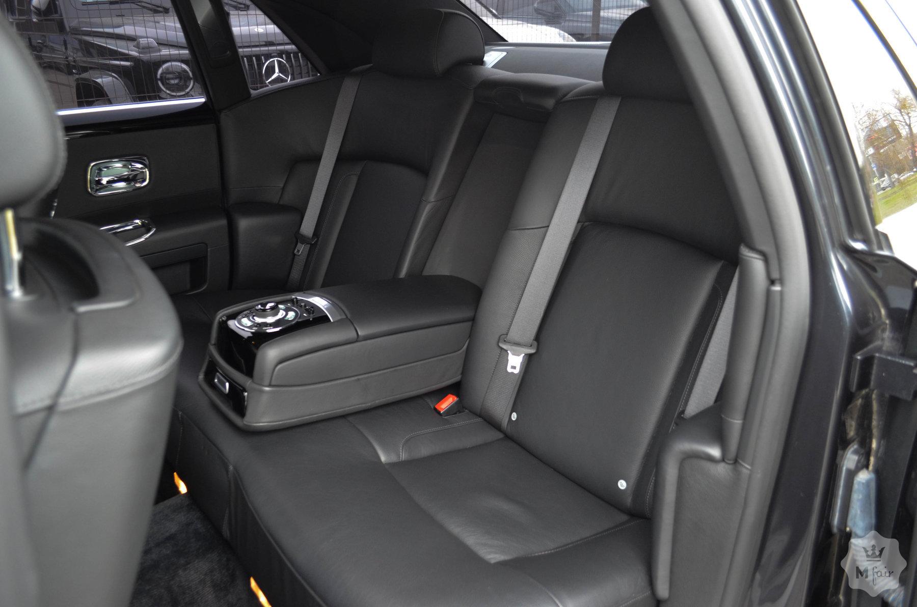 Продажа официального Rolls-Royce Ghost '2010 в Киеве