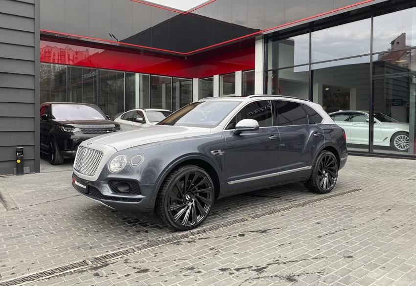 Продажа Bentley Bentayga 6.0 '2016 в Одессе