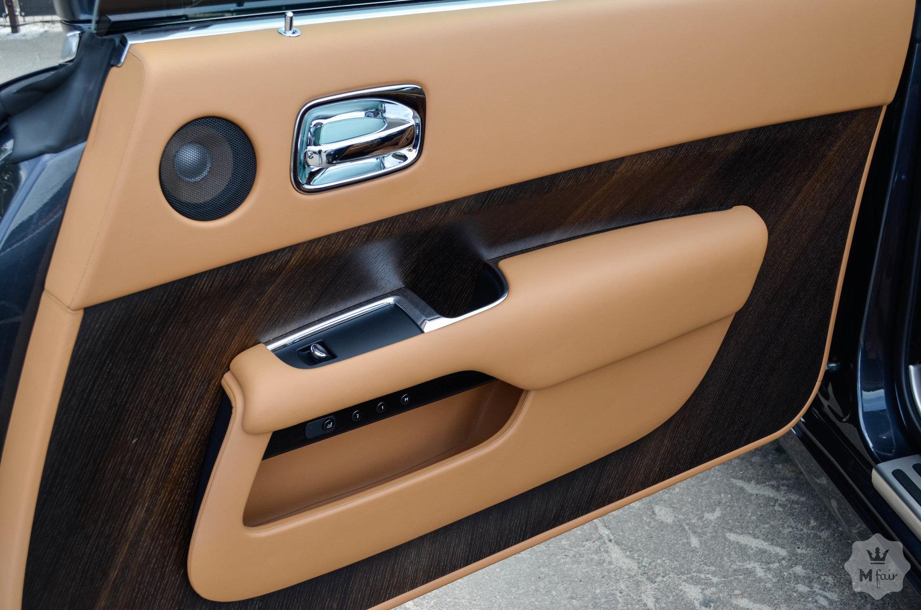 Продажа роскошного купе Rolls-Royce Wraith '2015 в Киеве