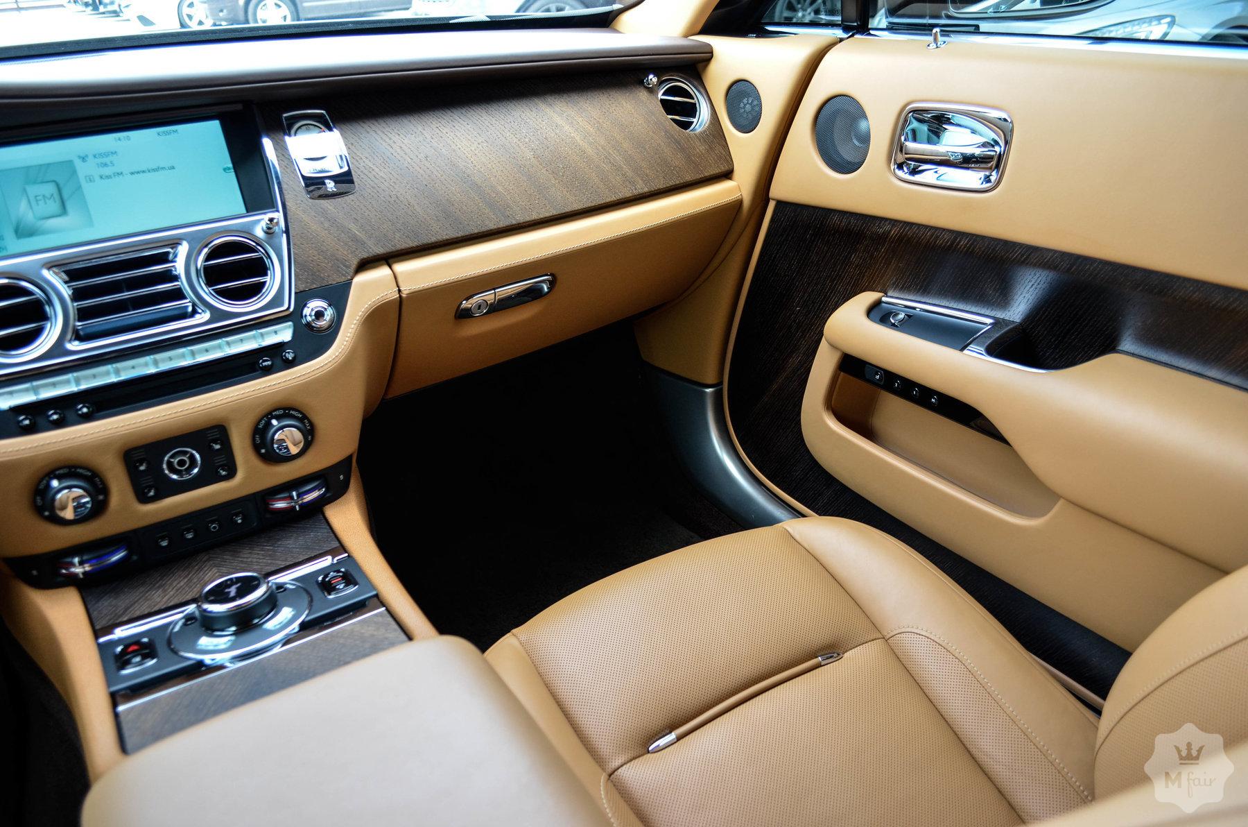 Продажа роскошного купе Rolls-Royce Wraith '2015 в Киеве