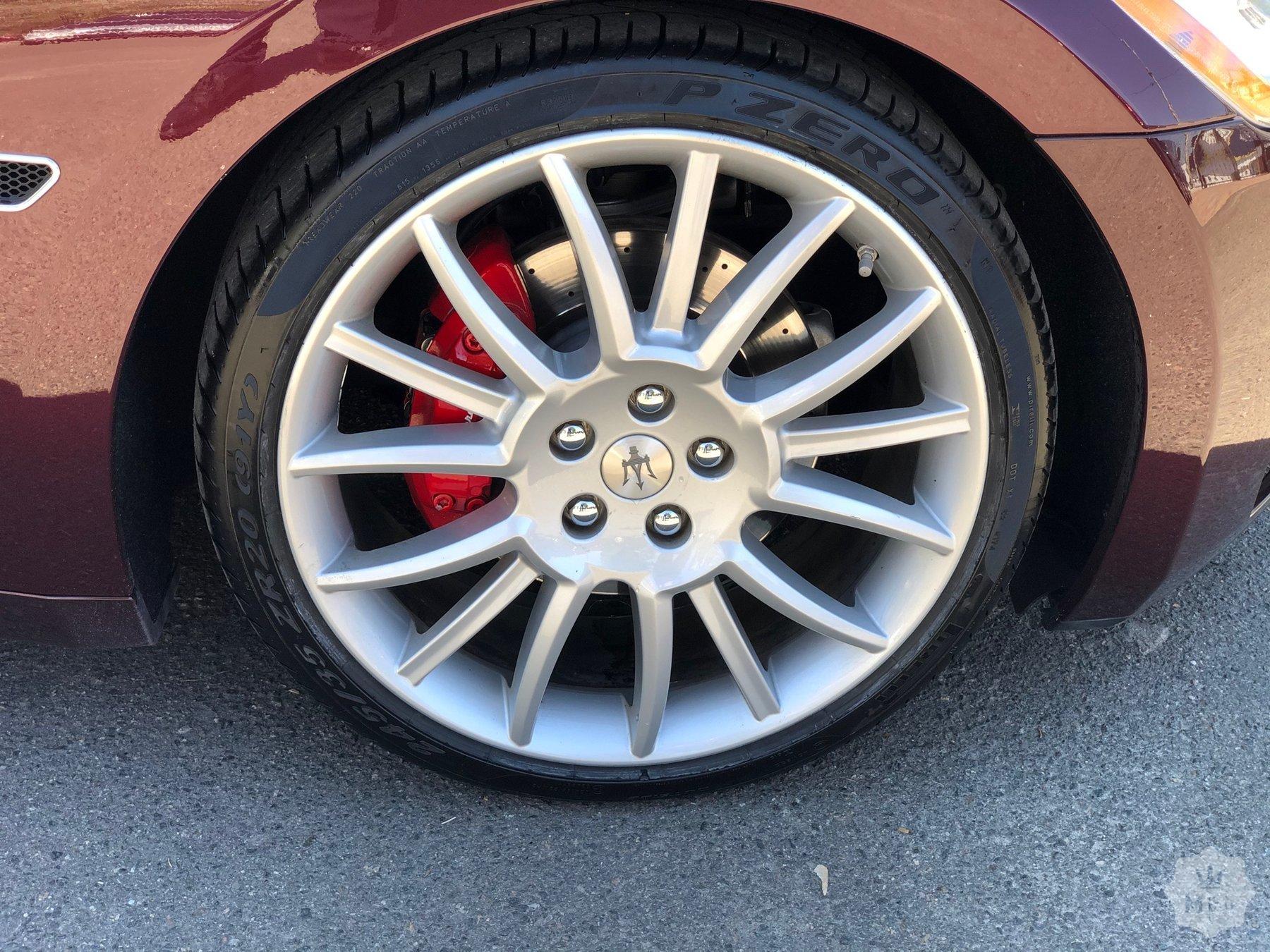 Продажа официального купе Maserati GranTurismo '2008 в Киеве