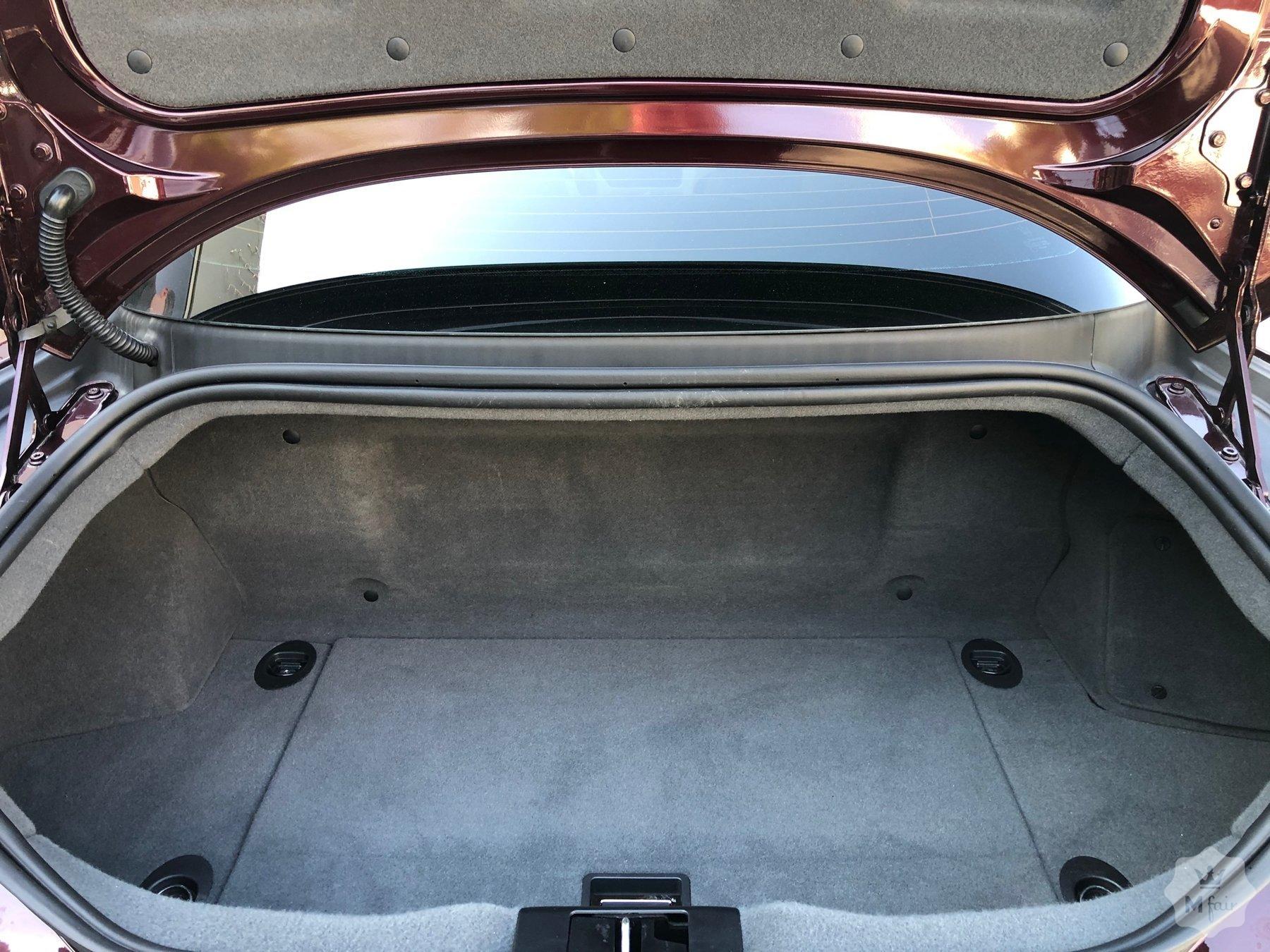 Продажа официального купе Maserati GranTurismo '2008 в Киеве