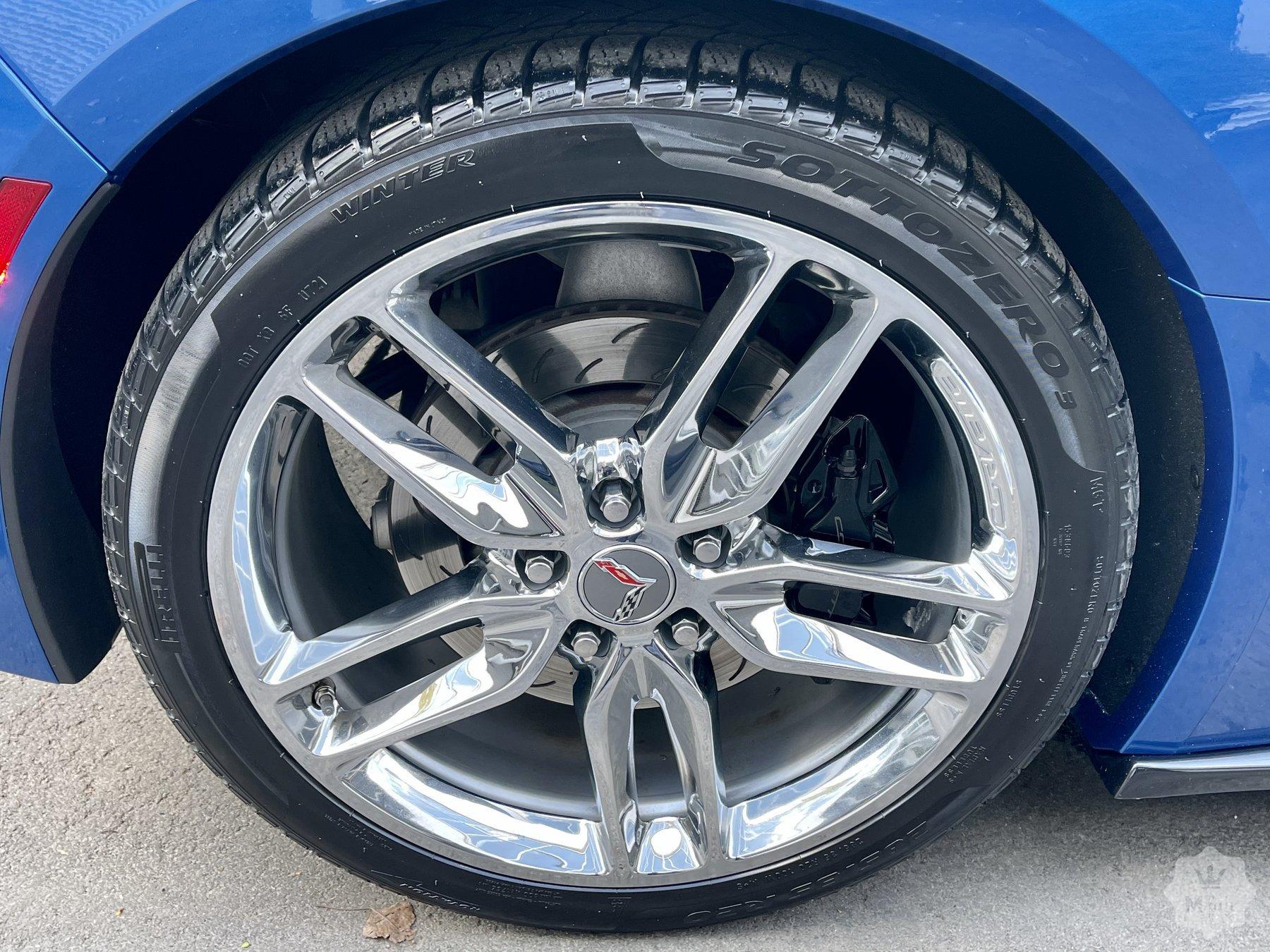 Продажа спорткара Chevrolet Corvette Stingray Z51 '2015 в Киеве