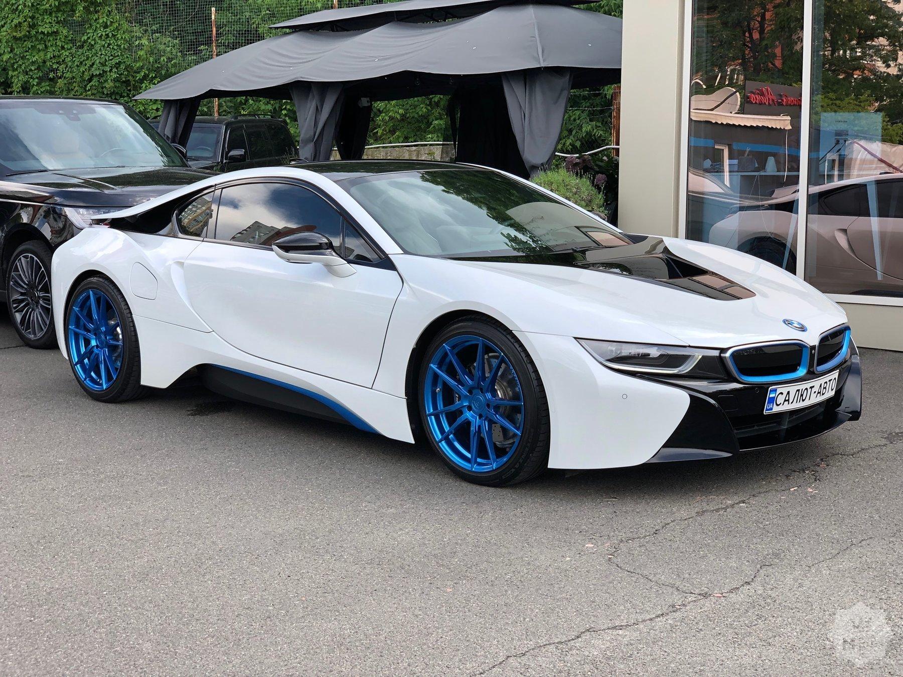 Продажа спорткара BMW i8 '2014 в Киеве