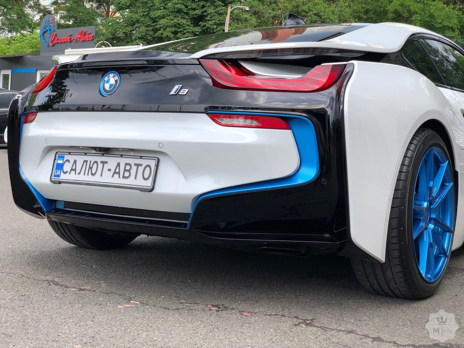 Продажа спорткара BMW i8 '2014 в Киеве