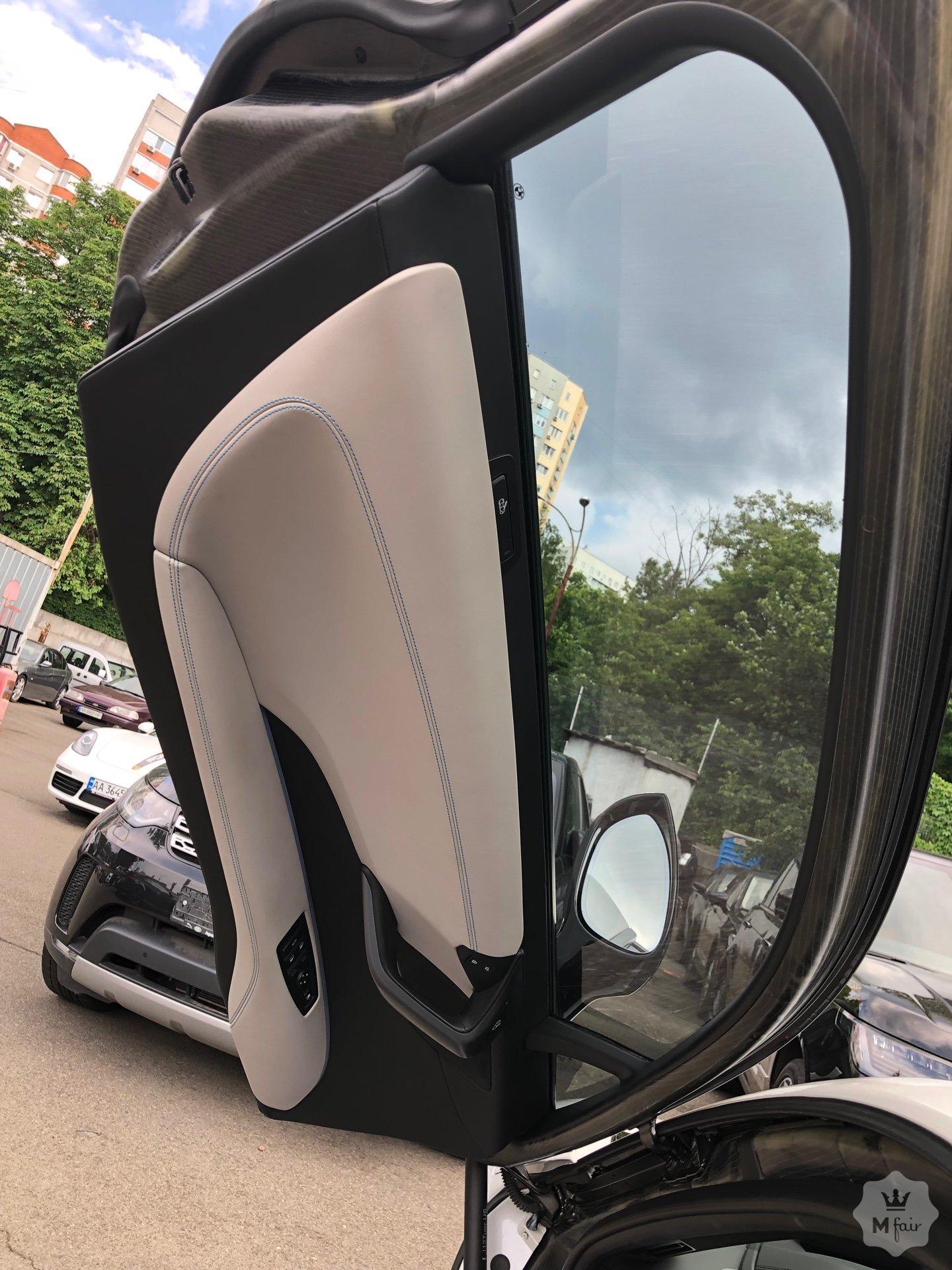 Продажа спорткара BMW i8 '2014 в Киеве