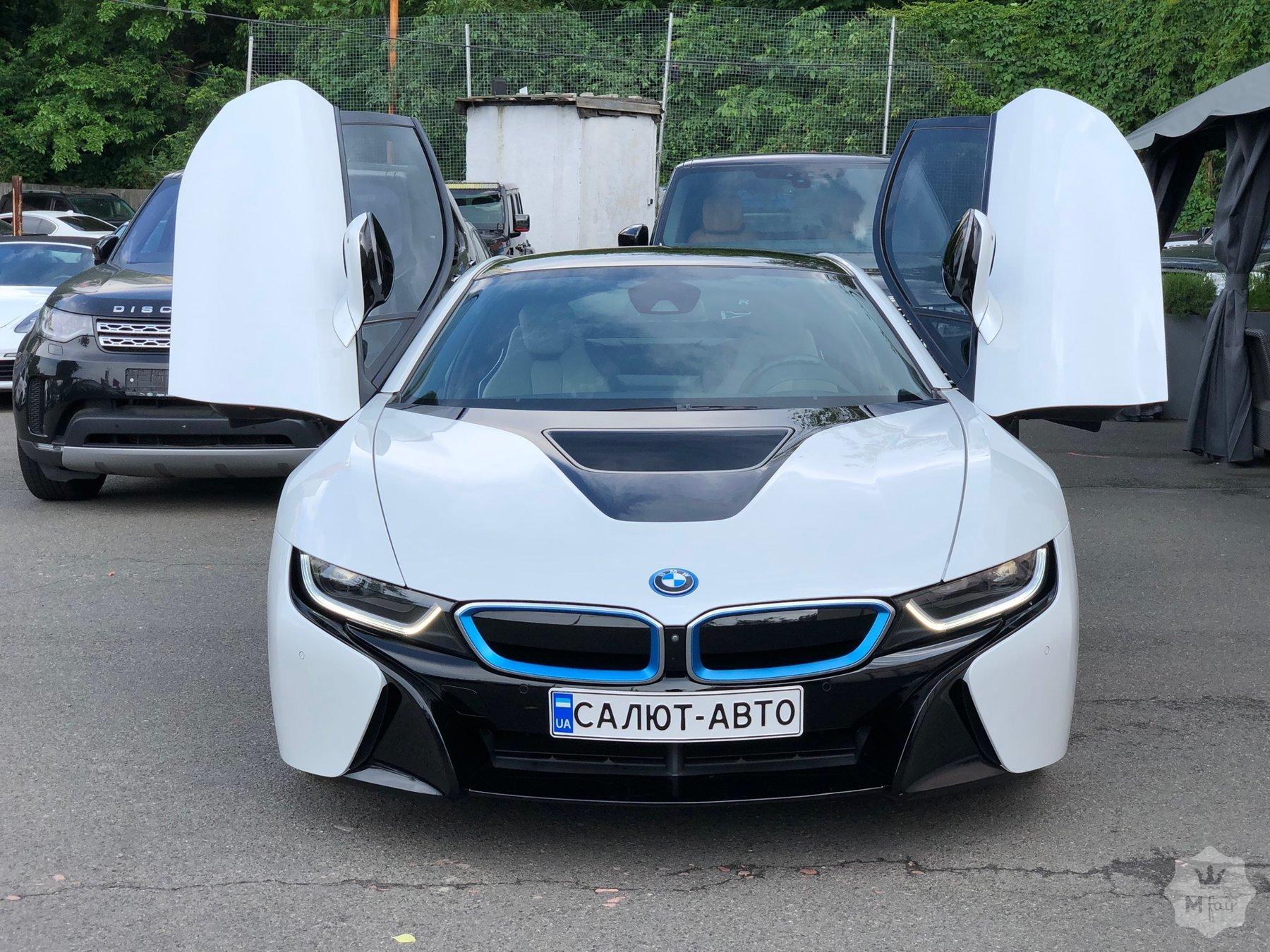Продажа спорткара BMW i8 '2014 в Киеве