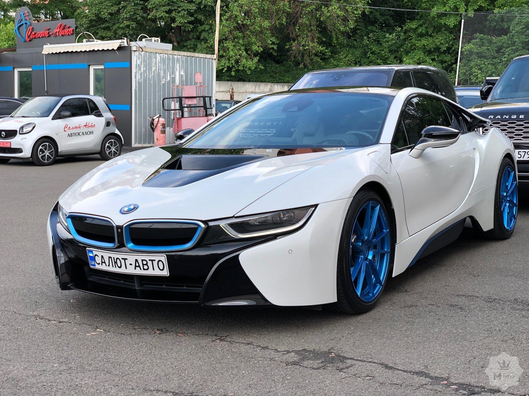 Продажа спорткара BMW i8 '2014 в Киеве