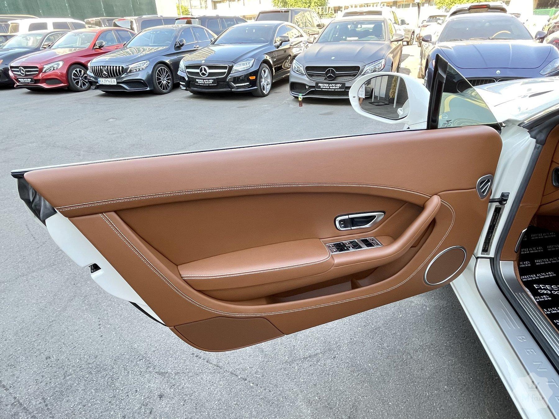 Продажа купе Bentley Continental GT 4.0 V8 '2012 в Киеве