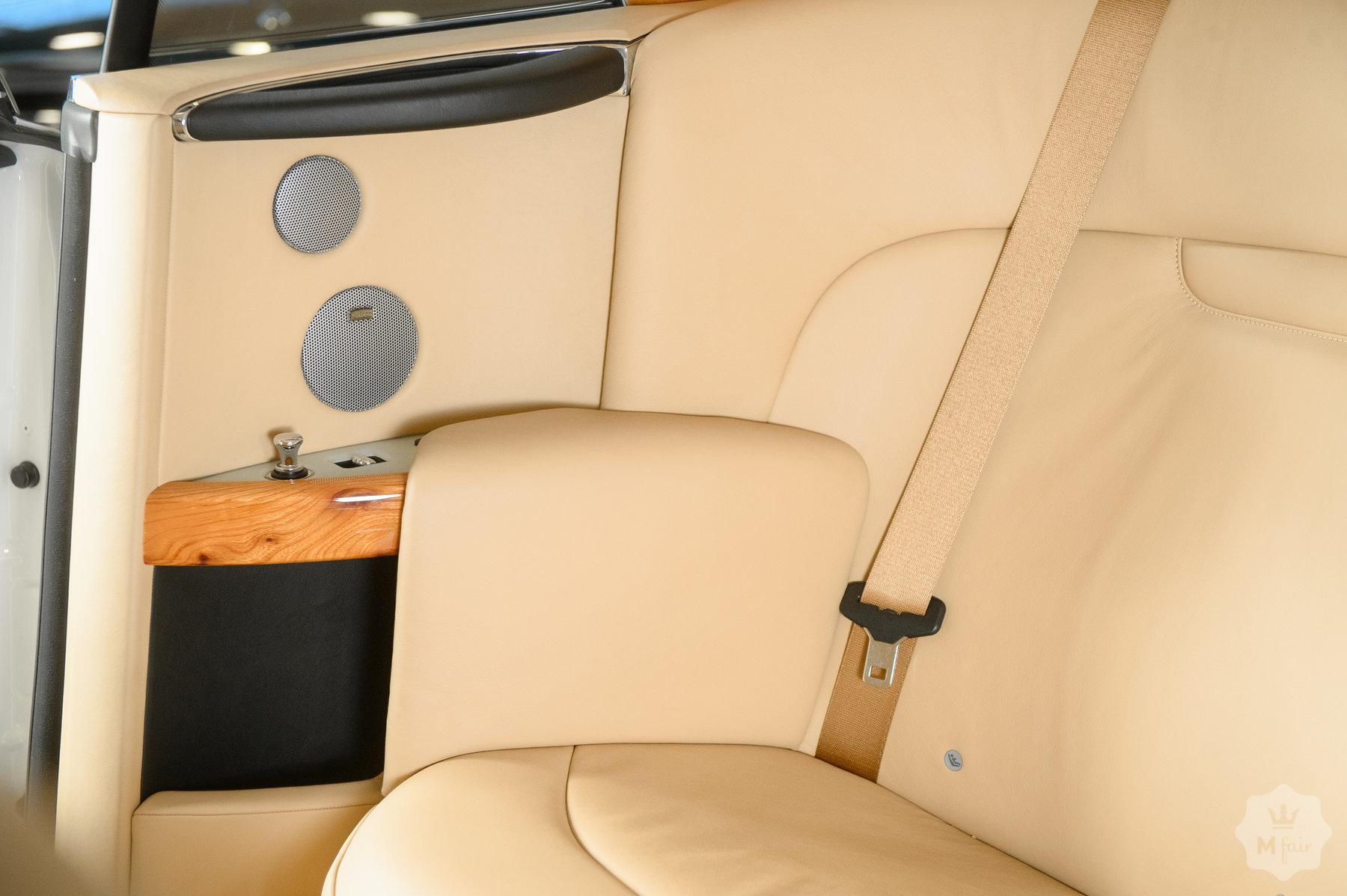 Продажа купе Rolls-Royce Phantom Coupe English White '2009 в Одессе