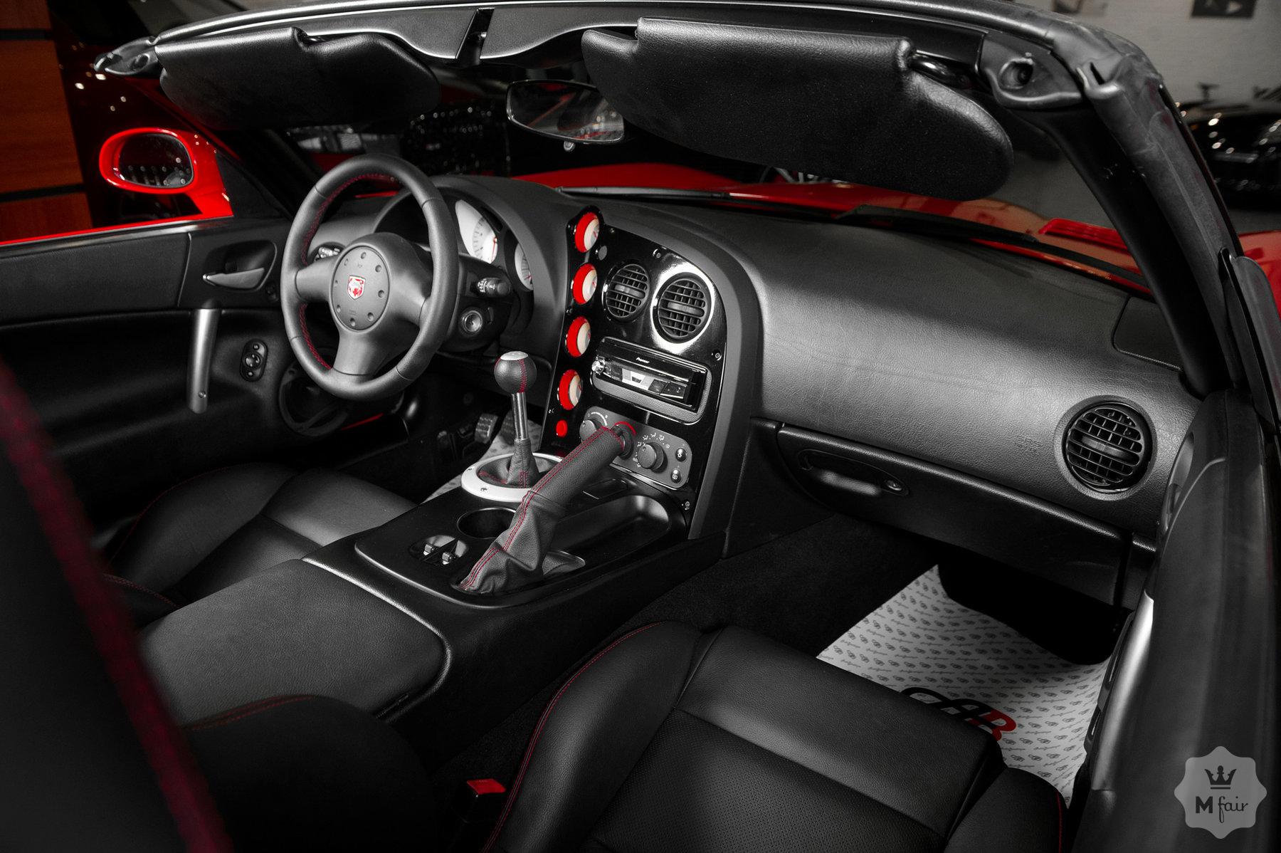 Продажа кабриолета Dodge Viper SRT 10 8.3 MT '2003 в Одессе