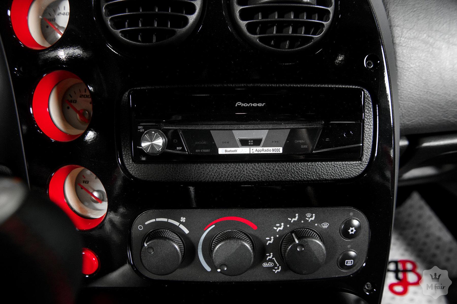 Продажа кабриолета Dodge Viper SRT 10 8.3 MT '2003 в Одессе