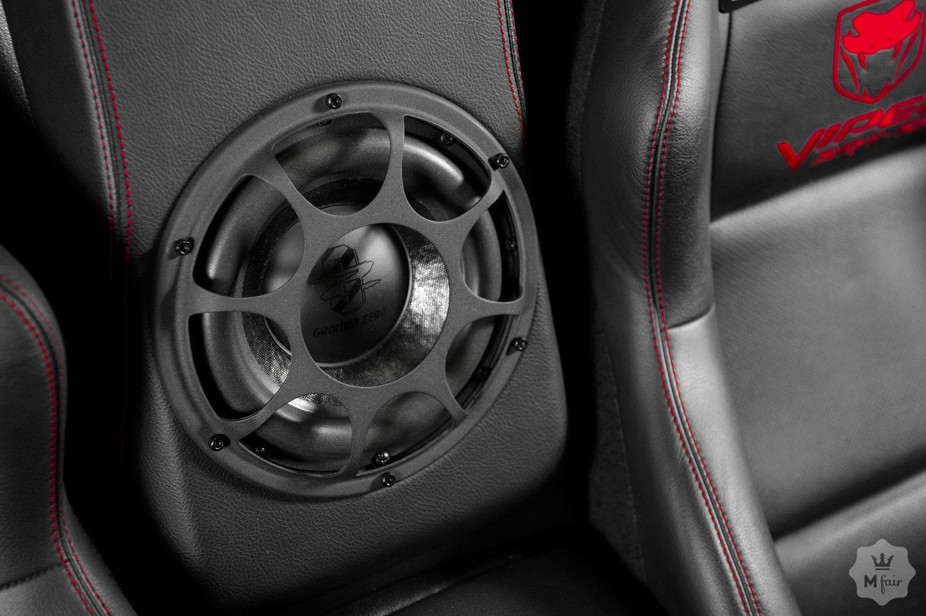 Продажа кабриолета Dodge Viper SRT 10 8.3 MT '2003 в Одессе