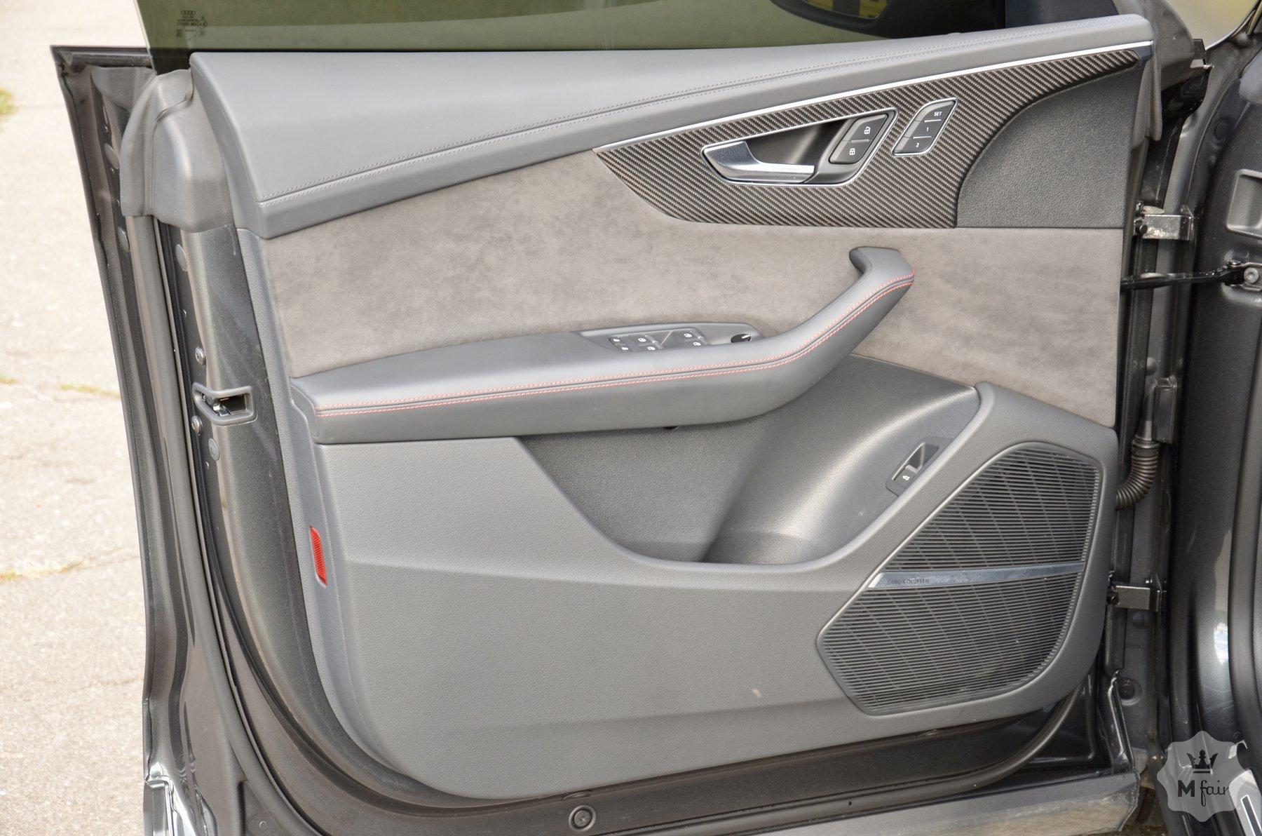 Продажа спортивного кроссовера Audi RS Q8 '2020 в Киеве