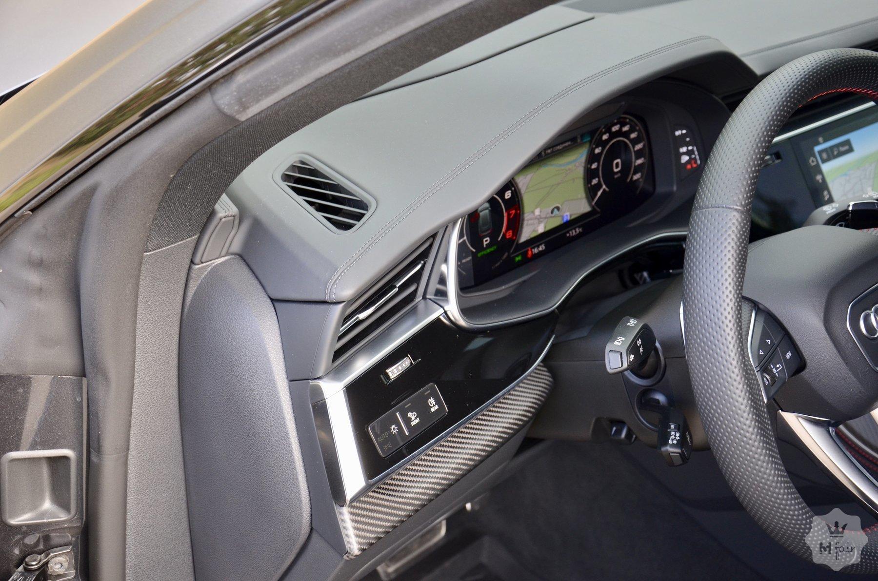 Продажа спортивного кроссовера Audi RS Q8 '2020 в Киеве