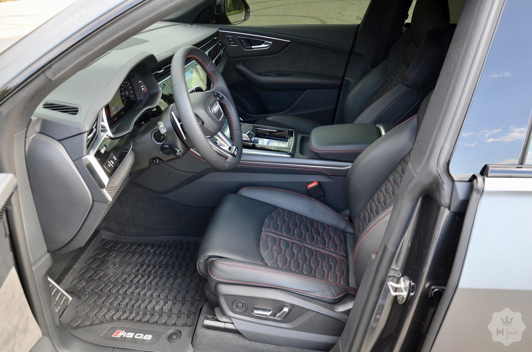 Продажа спортивного кроссовера Audi RS Q8 '2020 в Киеве