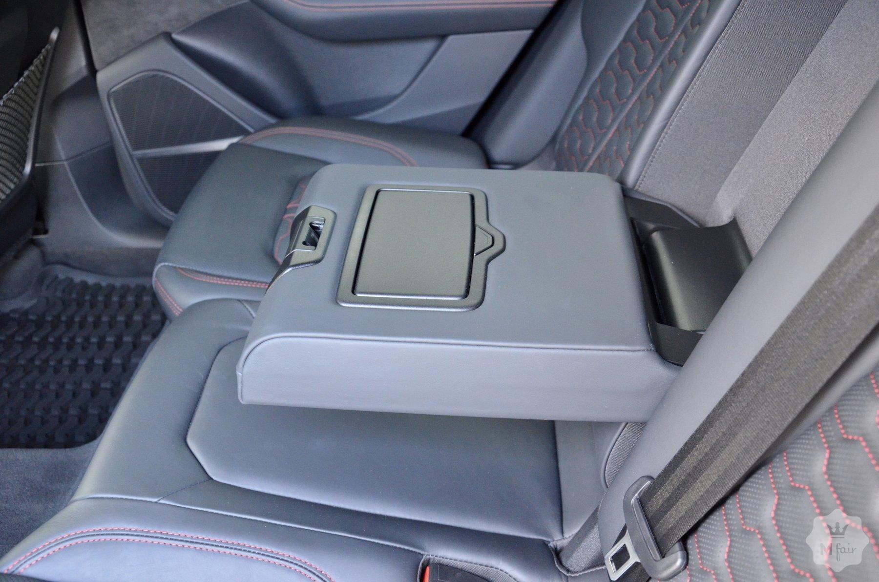 Продажа спортивного кроссовера Audi RS Q8 '2020 в Киеве