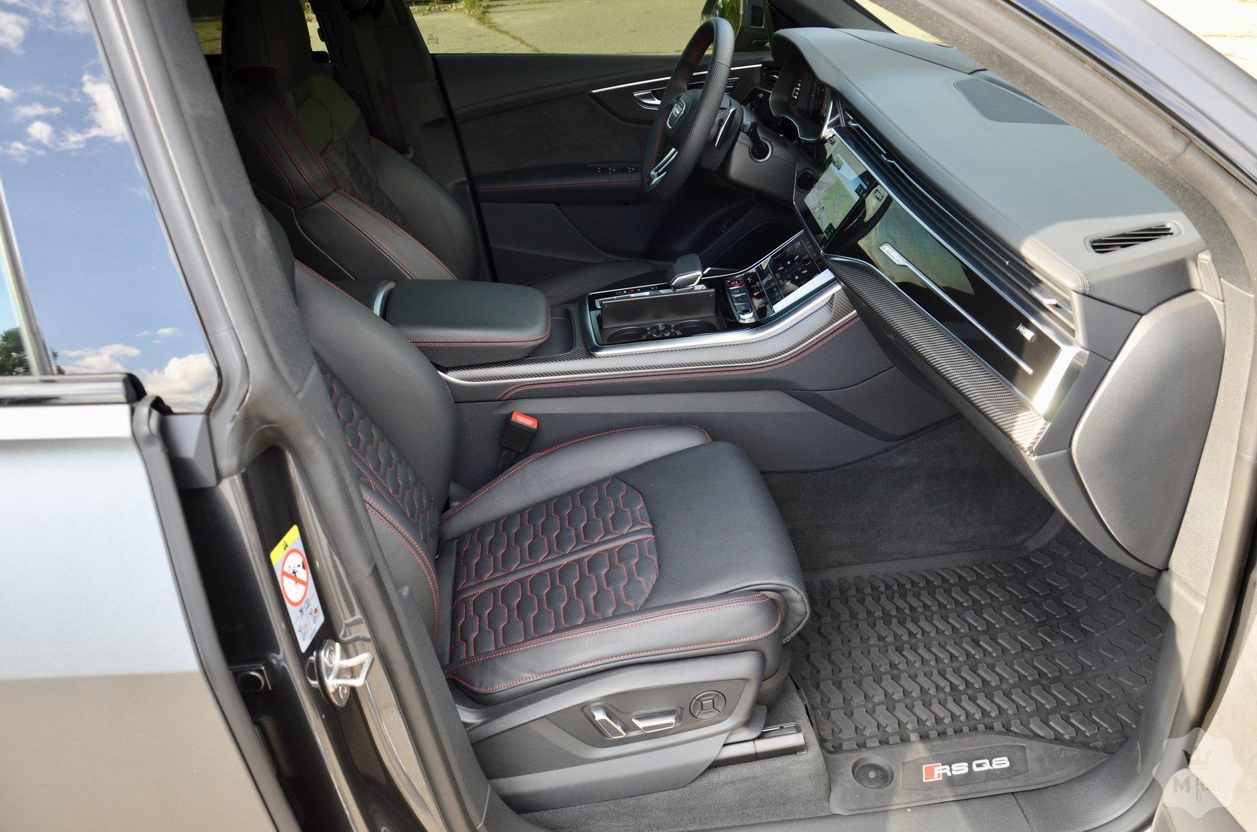 Продажа спортивного кроссовера Audi RS Q8 '2020 в Киеве