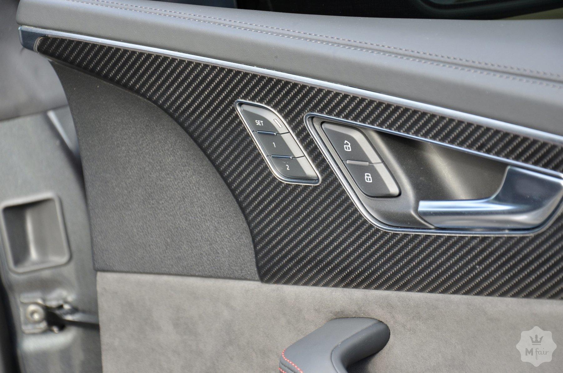 Продажа спортивного кроссовера Audi RS Q8 '2020 в Киеве